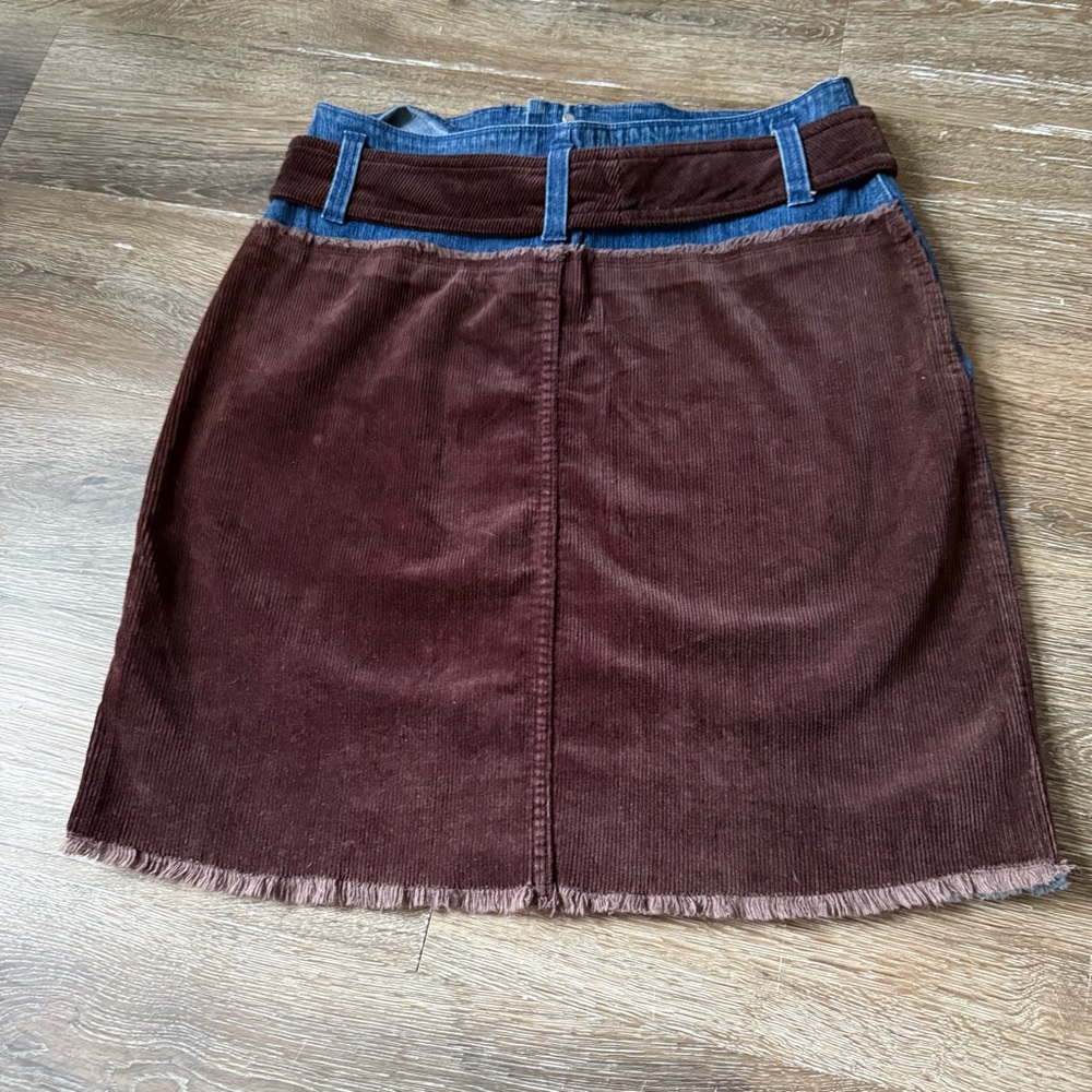 Route 66 Denim and Brown Pencil Skirt Women’s Size 10 Stretch Belted - Picture 2 of 7